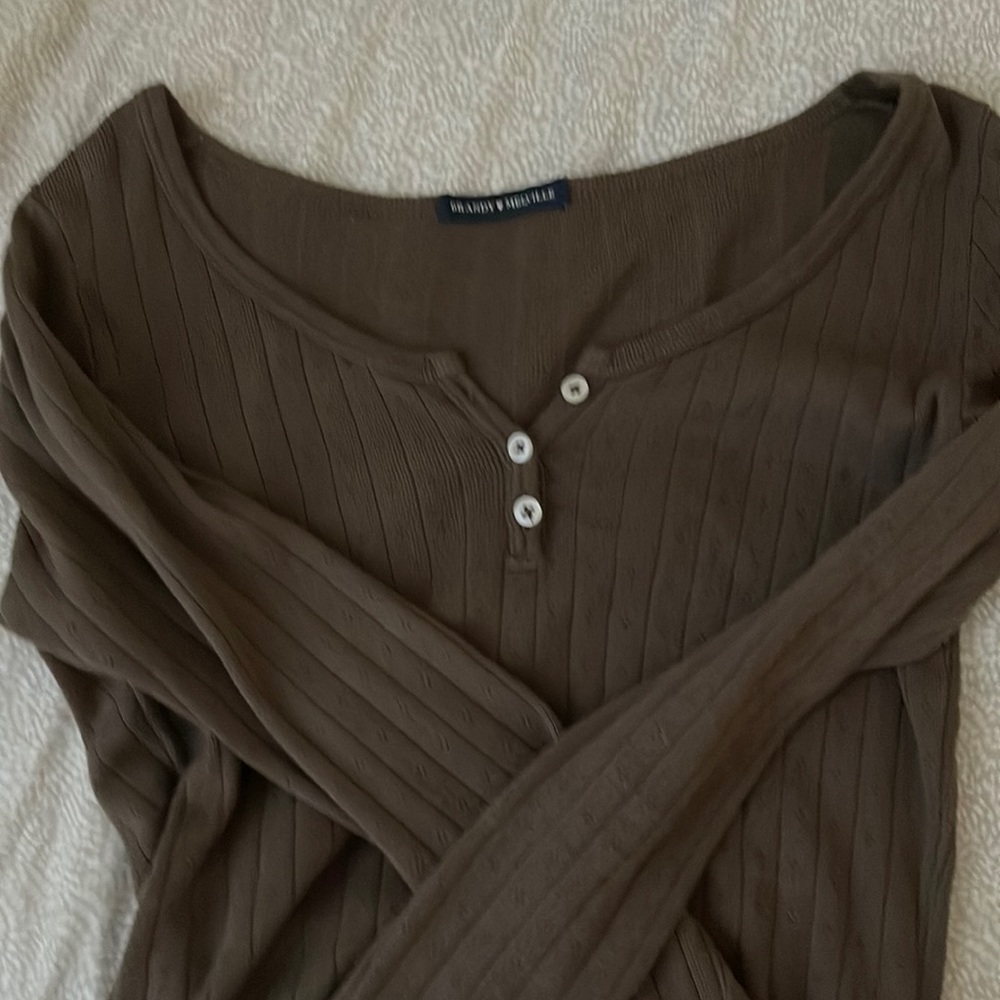 Brandy Melville top